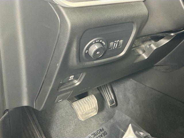 used 2022 Jeep Grand Cherokee L car, priced at $34,201