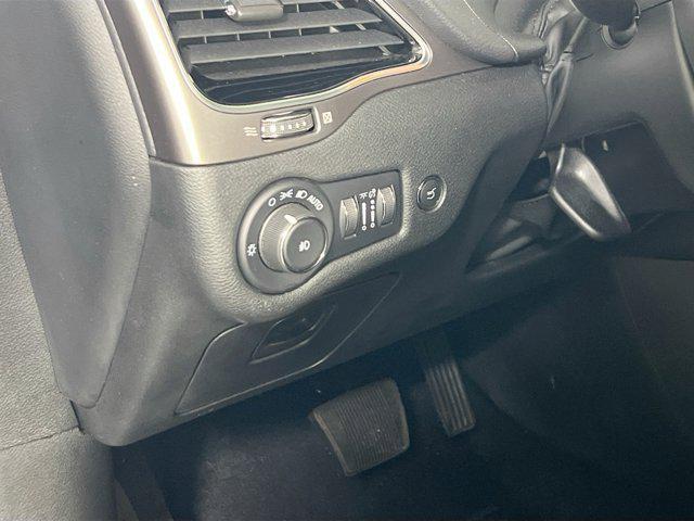 used 2022 Jeep Cherokee car, priced at $24,042