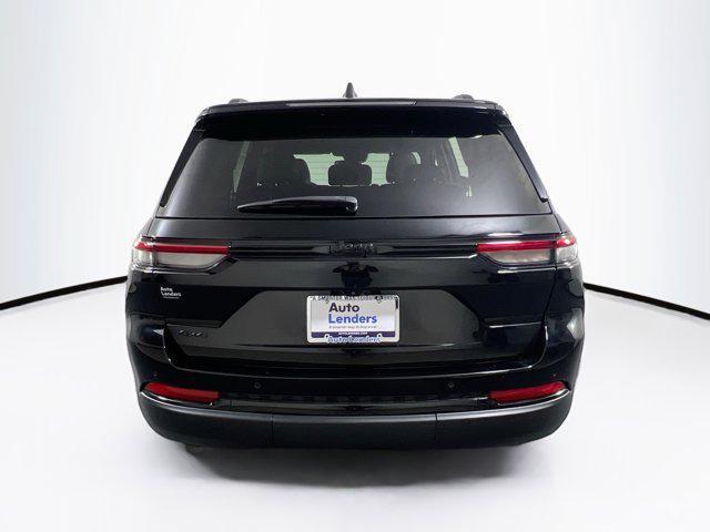 used 2022 Jeep Grand Cherokee car, priced at $35,741