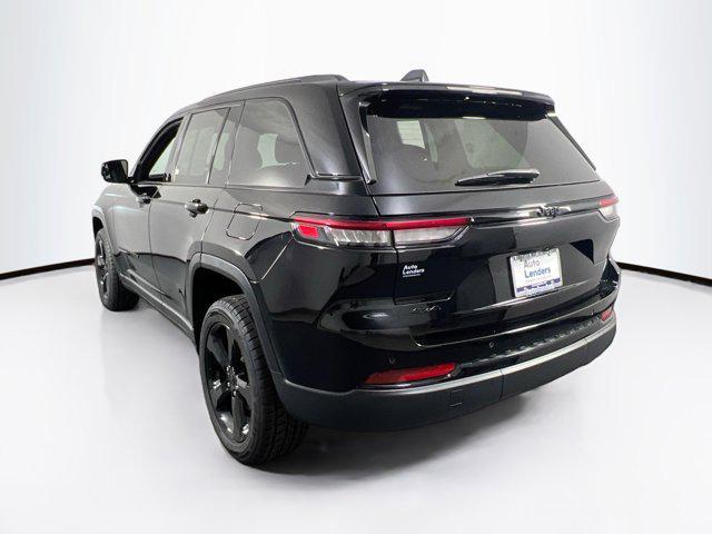 used 2022 Jeep Grand Cherokee car, priced at $35,741