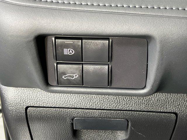 used 2022 Toyota Highlander car, priced at $35,762