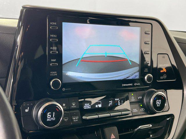 used 2022 Toyota Highlander car, priced at $35,762