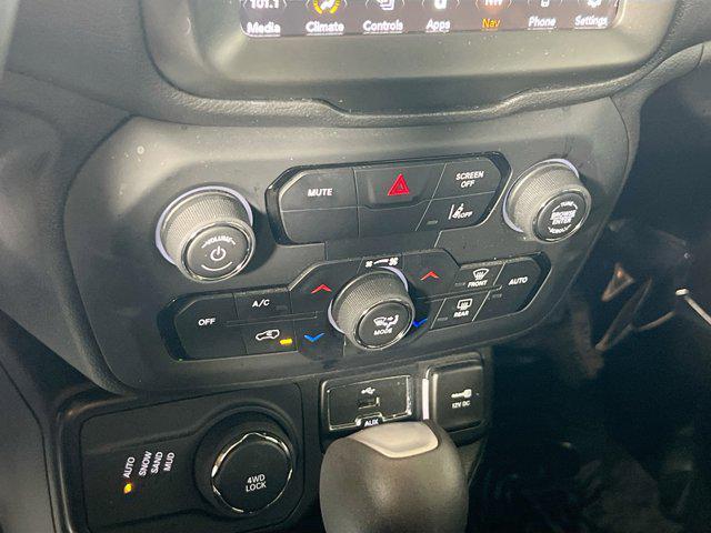 used 2022 Jeep Renegade car, priced at $21,554