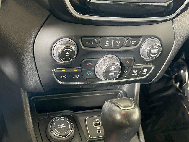 used 2022 Jeep Cherokee car, priced at $28,809