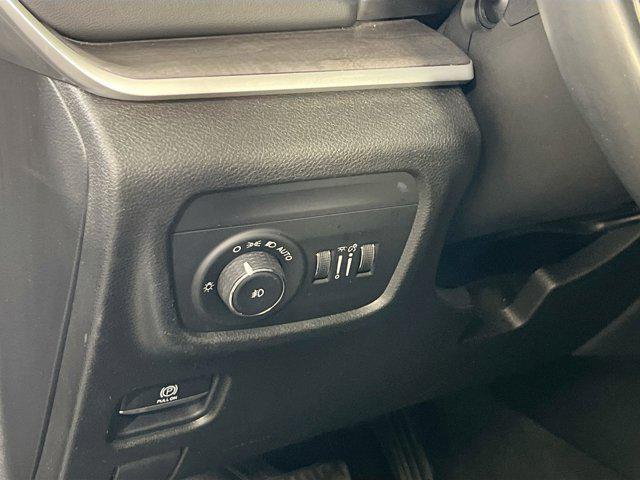 used 2021 Jeep Grand Cherokee L car, priced at $28,040