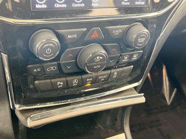 used 2022 Jeep Grand Cherokee car, priced at $29,102