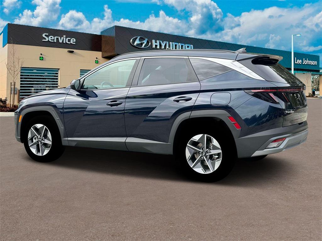 new 2025 Hyundai TUCSON Hybrid car, priced at $34,560