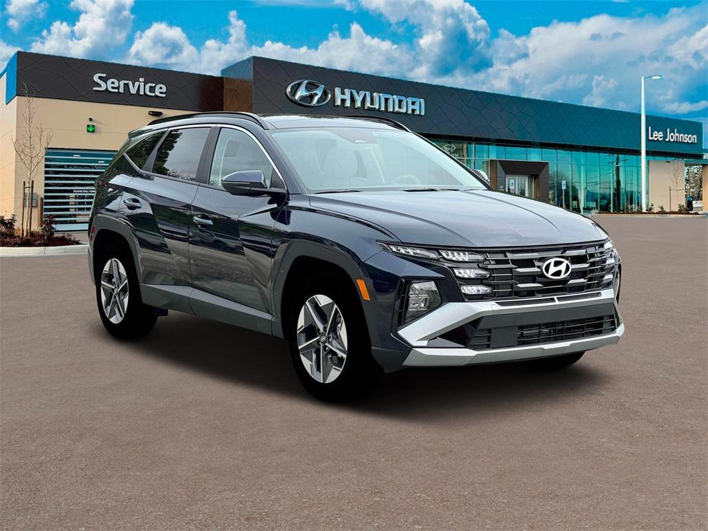 new 2025 Hyundai TUCSON Hybrid car, priced at $34,560
