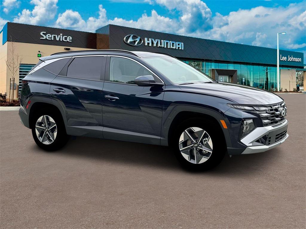 new 2025 Hyundai TUCSON Hybrid car, priced at $34,560
