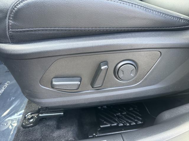 used 2024 Hyundai TUCSON Hybrid car, priced at $36,999