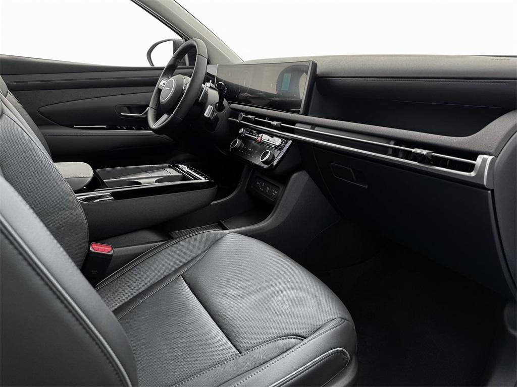 new 2025 Hyundai Tucson car, priced at $39,680