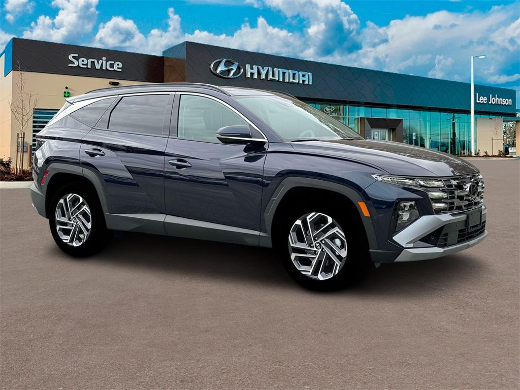 new 2025 Hyundai TUCSON Hybrid car, priced at $39,890