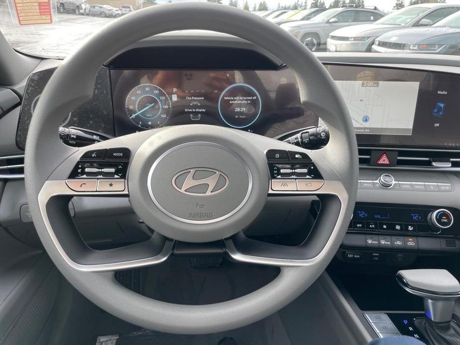 new 2024 Hyundai Elantra HEV car, priced at $26,154