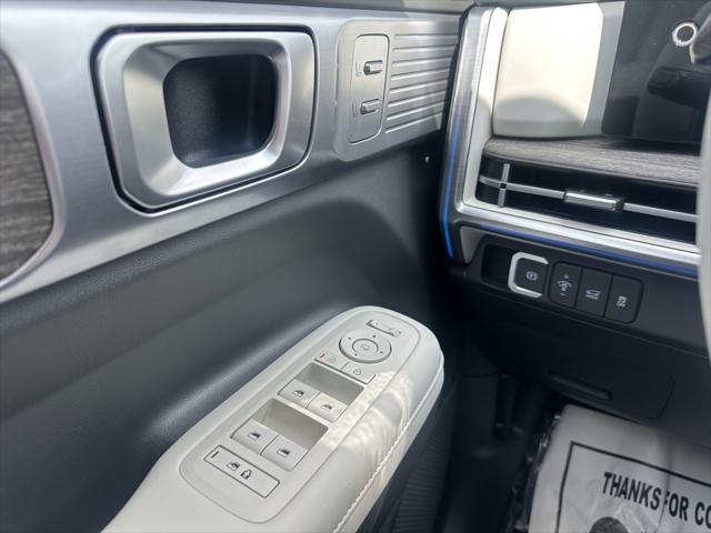 used 2024 Hyundai Santa Fe car, priced at $43,999
