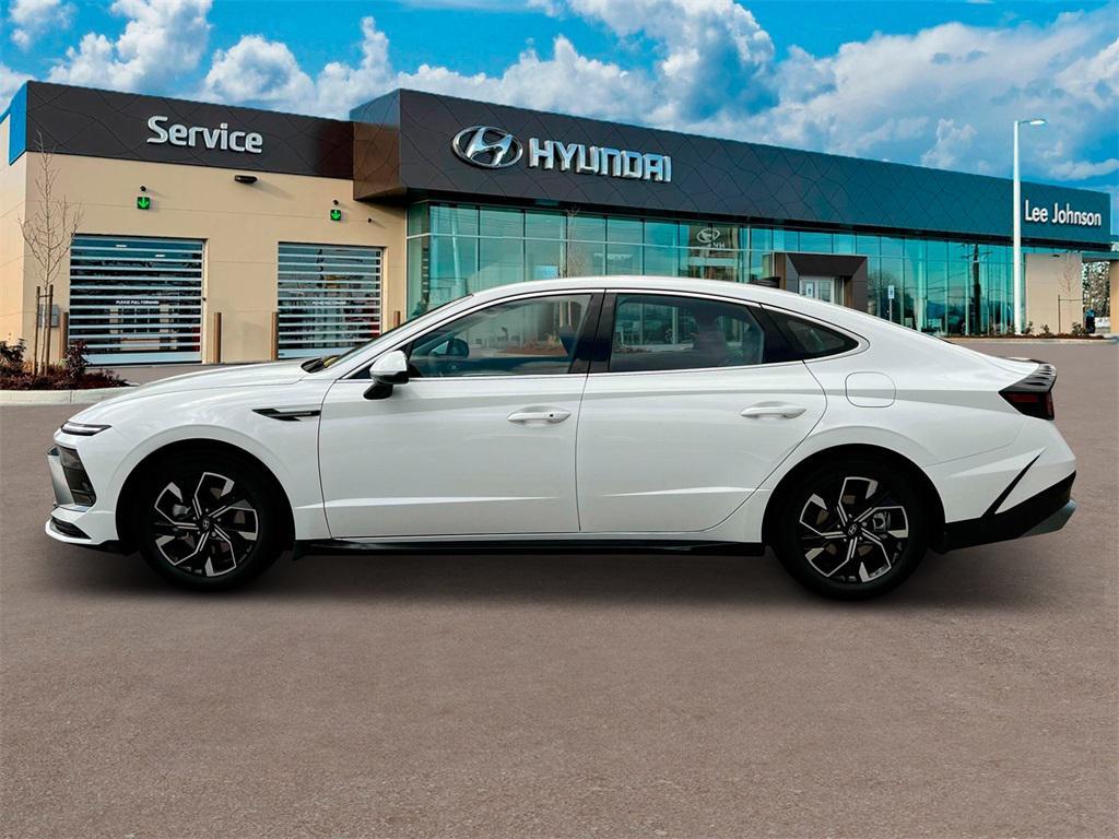 new 2025 Hyundai Sonata car, priced at $29,013