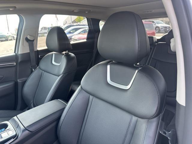 used 2024 Hyundai TUCSON Hybrid car, priced at $33,999