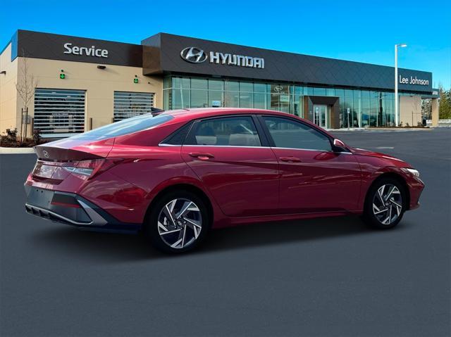 new 2025 Hyundai Elantra car, priced at $29,916