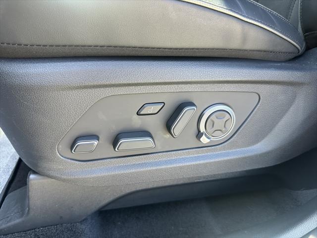 used 2025 Hyundai Palisade car, priced at $51,999