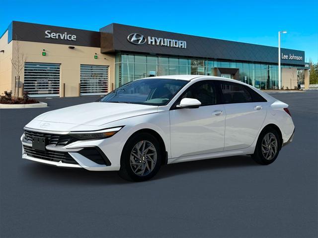 new 2025 Hyundai Elantra HEV car, priced at $25,689