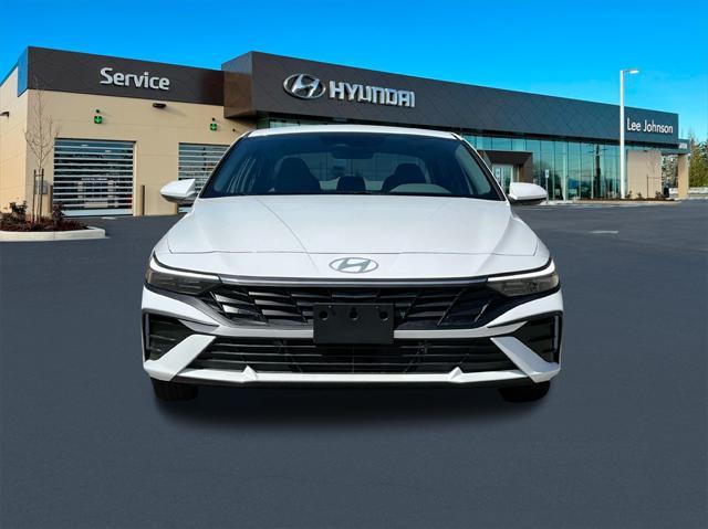 new 2025 Hyundai Elantra HEV car, priced at $25,689