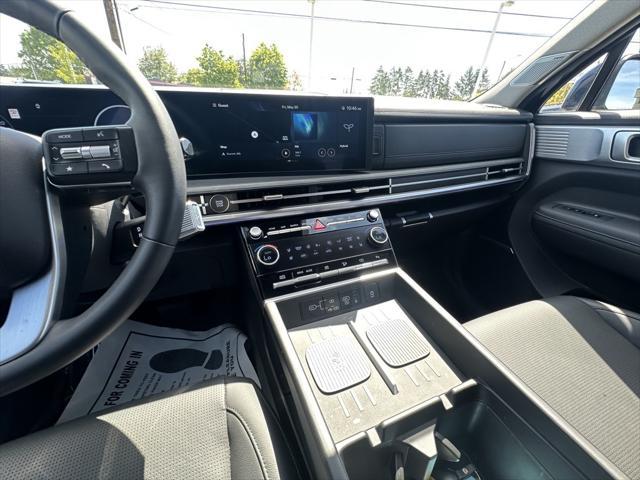 used 2025 Hyundai Santa Fe car, priced at $43,999