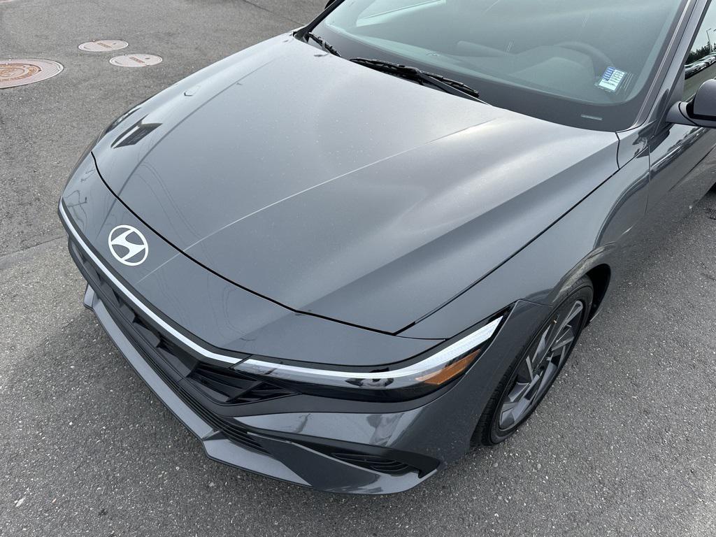 used 2025 Hyundai Elantra car, priced at $21,999