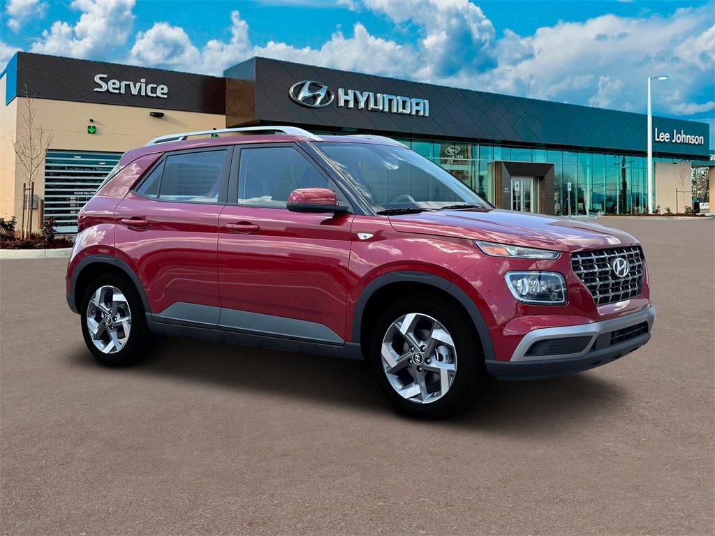 new 2025 Hyundai Venue car, priced at $25,061