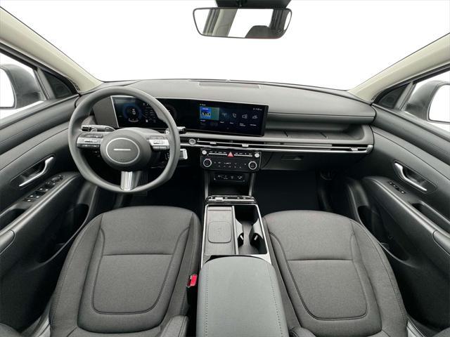new 2025 Hyundai TUCSON Hybrid car, priced at $33,096