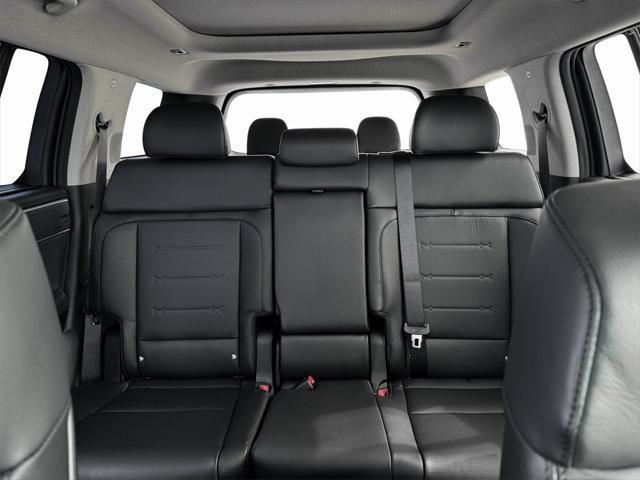 new 2025 Hyundai Santa Fe car, priced at $45,980