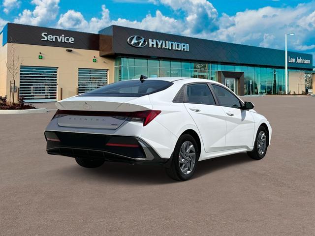 new 2025 Hyundai ELANTRA HEV car, priced at $25,118