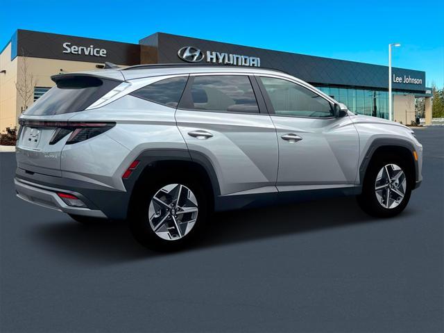 new 2025 Hyundai TUCSON Hybrid car, priced at $36,079