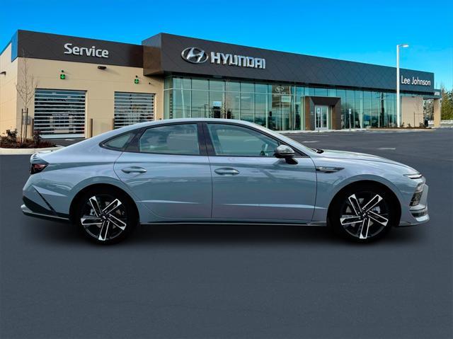 new 2024 Hyundai Sonata car, priced at $33,115