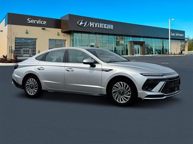 new 2024 Hyundai Sonata Hybrid car, priced at $35,410