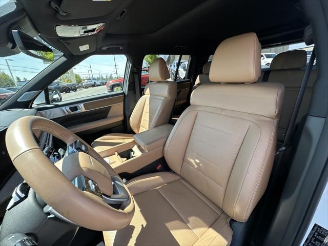 used 2025 Hyundai Santa Fe car, priced at $43,777