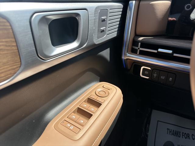 used 2025 Hyundai Santa Fe car, priced at $43,777