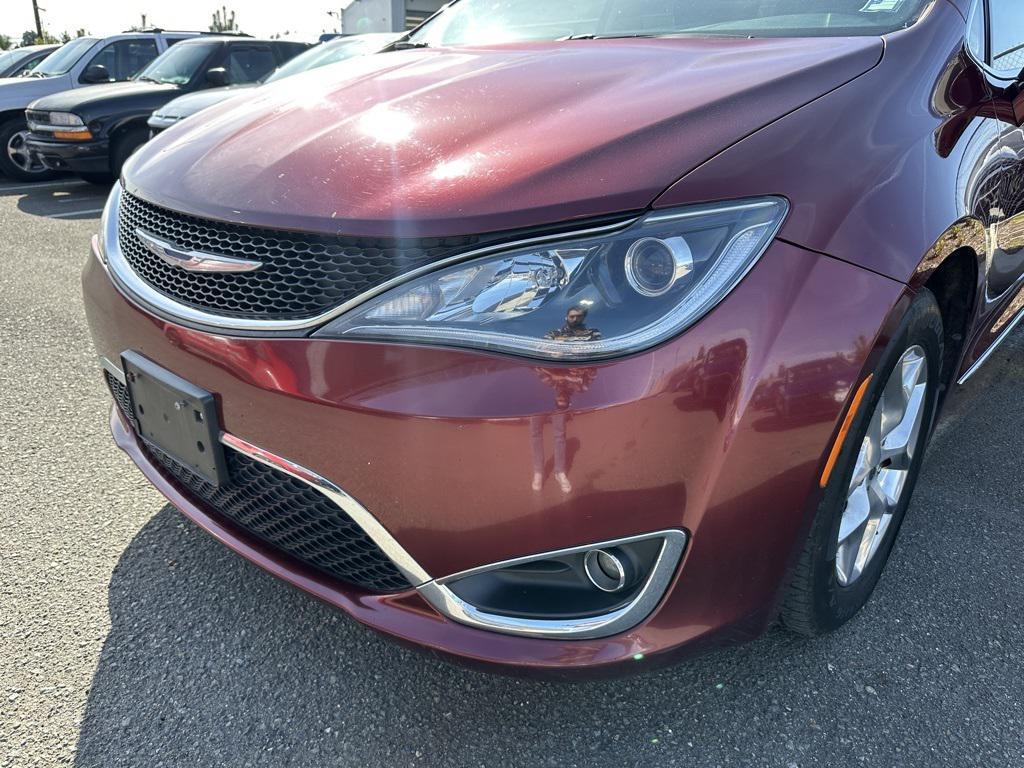 used 2018 Chrysler Pacifica car, priced at $15,999