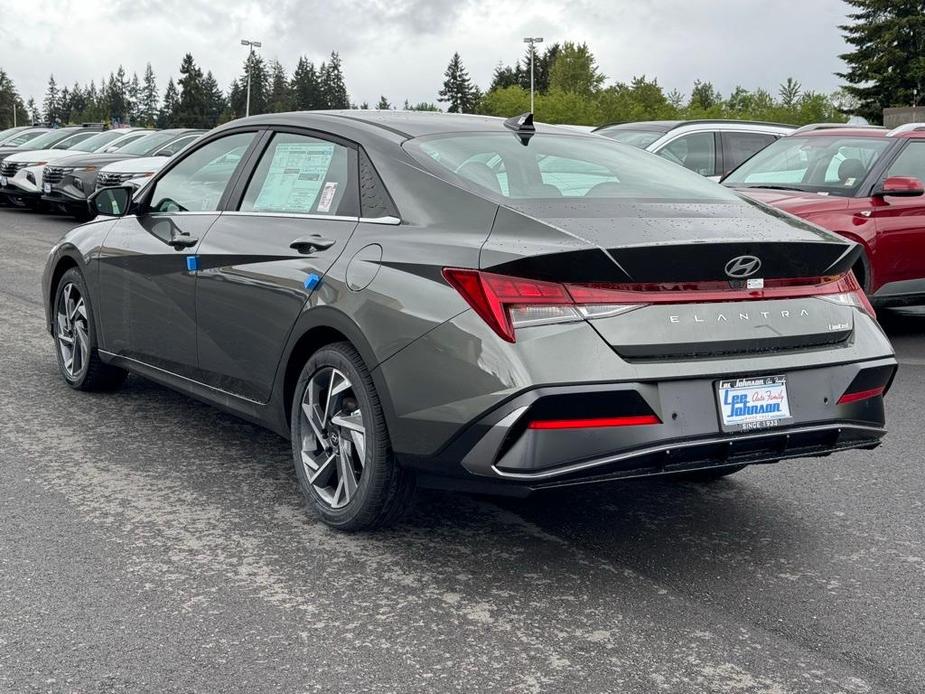 new 2024 Hyundai Elantra car, priced at $26,983