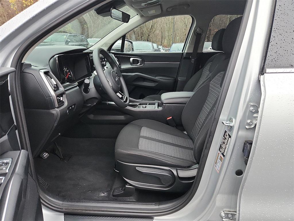 used 2022 Kia Sorento car, priced at $24,790