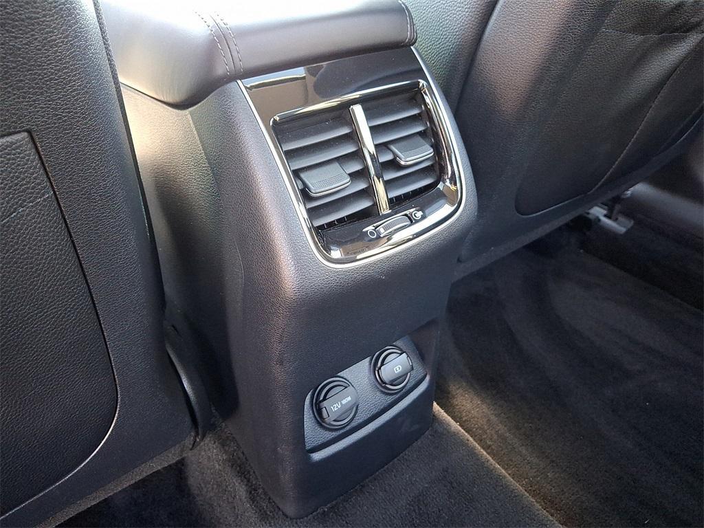 used 2018 Kia Cadenza car, priced at $13,998