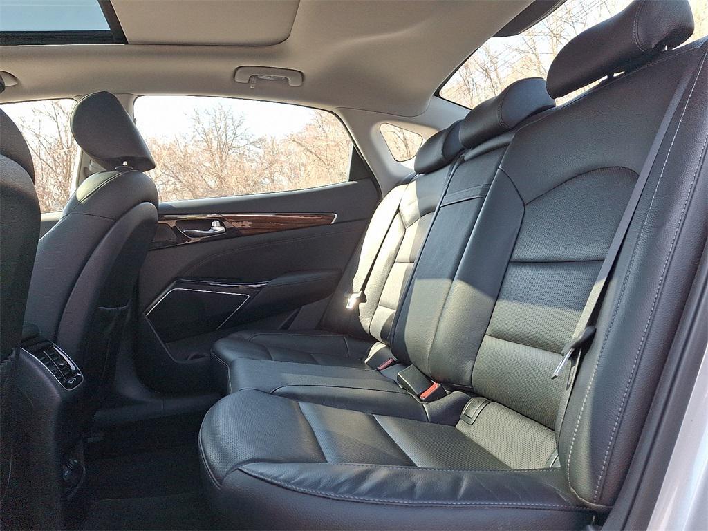 used 2018 Kia Cadenza car, priced at $13,998