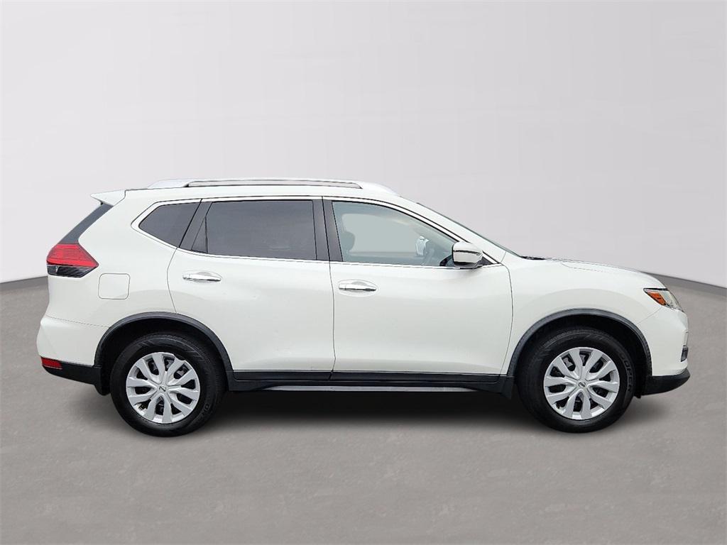 used 2017 Nissan Rogue car, priced at $9,125