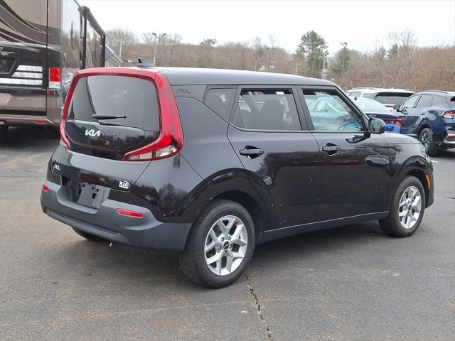 used 2022 Kia Soul car, priced at $16,998