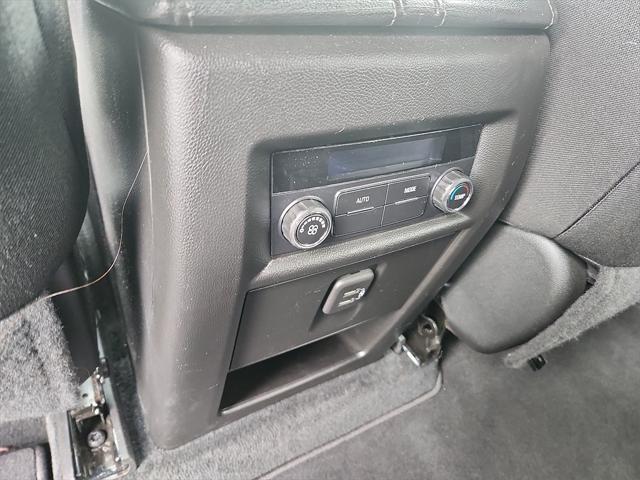 used 2022 Chevrolet Traverse car, priced at $28,484