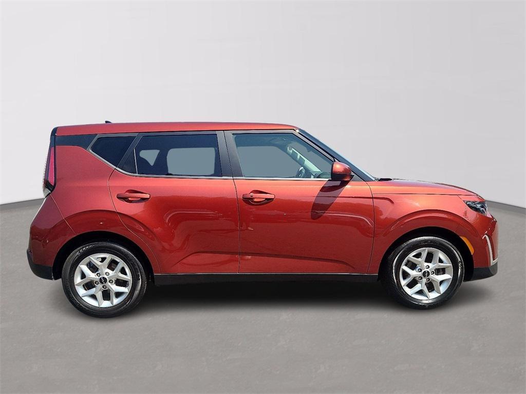 used 2024 Kia Soul car, priced at $19,225