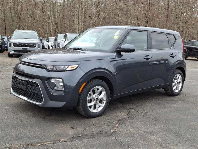 used 2022 Kia Soul car, priced at $15,998