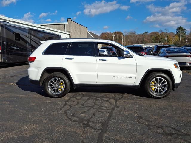 used 2014 Jeep Grand Cherokee car, priced at $13,340