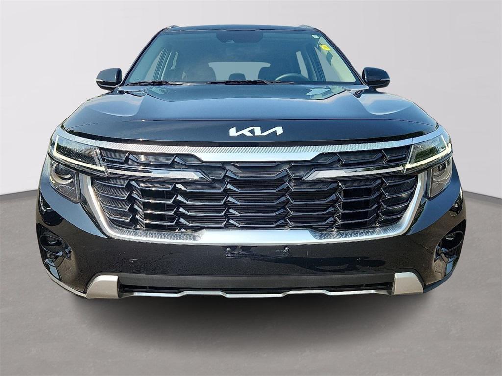 used 2025 Kia Seltos car, priced at $24,488