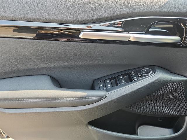 used 2025 Kia Seltos car, priced at $25,672