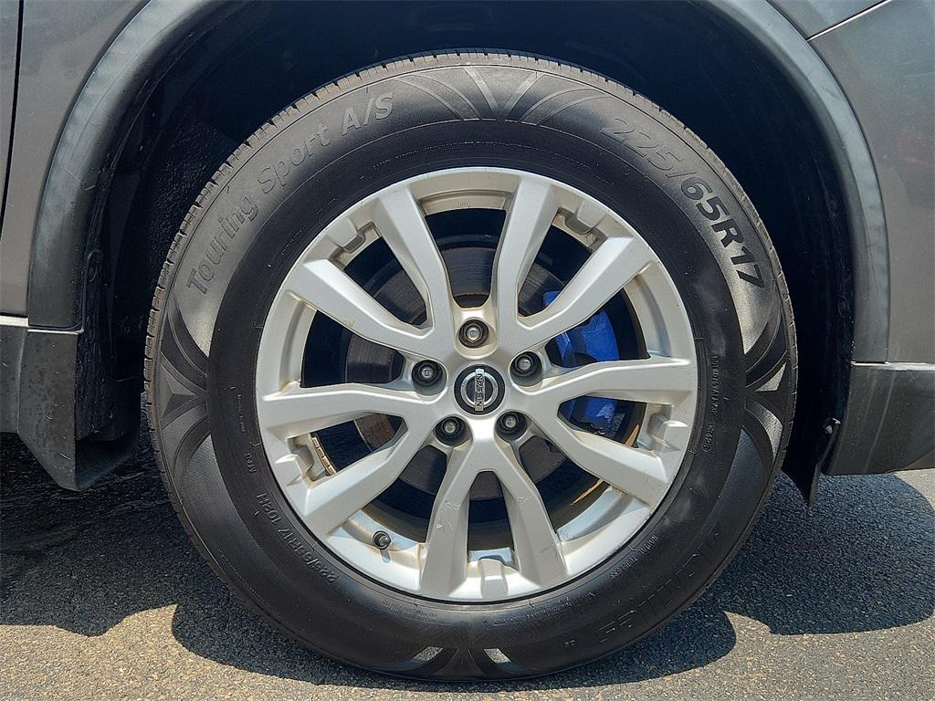used 2018 Nissan Rogue car, priced at $16,332