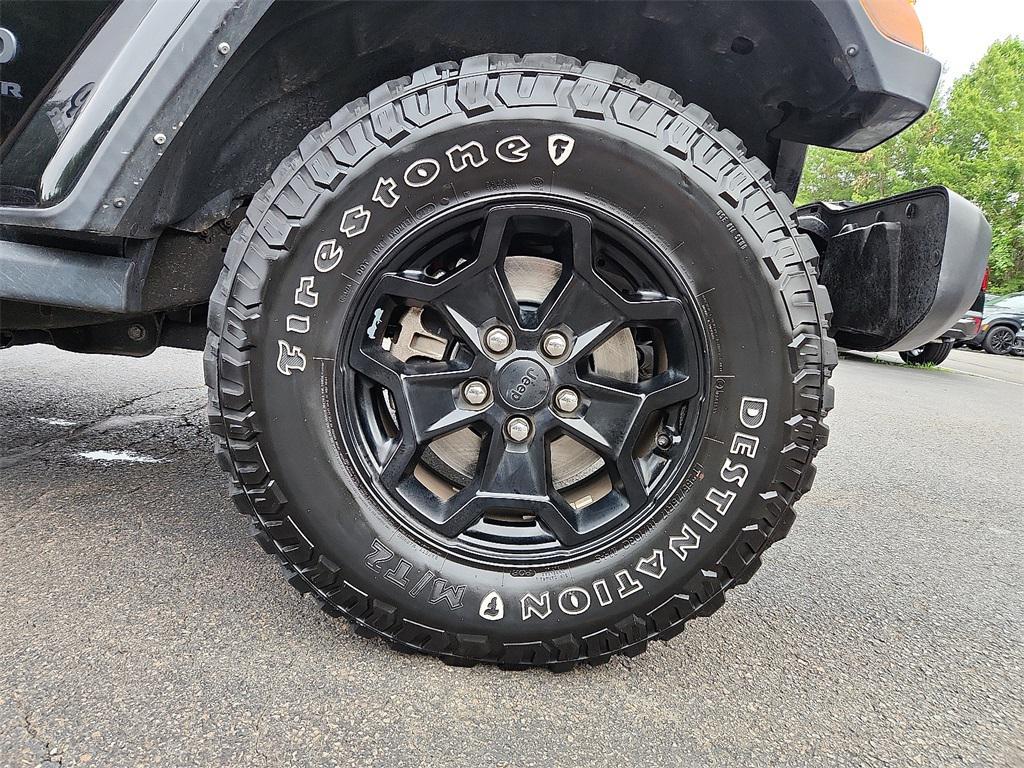 used 2021 Jeep Gladiator car, priced at $27,948